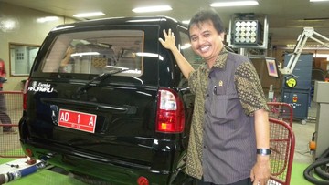 Photo of Kasus Meme Stupa Mirip Jokowi, Roy Suryo Jadi Tersangka