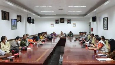 Photo of Forkopimda Karo Gelar Rapat Koordinasi Pencegahan dan Penanganan Karhutla