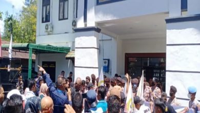 Photo of Kejari Madina Didemo Wartawan, JPU Tuntut Penganiaya Awak Media 1 Tahun