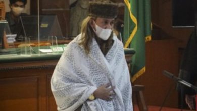 Photo of Divonis 6 Bulan Penjara, Bahar bin Smith Bebas 15 Hari Kedepan