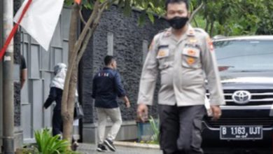 Photo of ‘Amplop Bapak’ Kasus Brigadir J: Dilaporkan ke KPK, Jadi Lelucon DPR