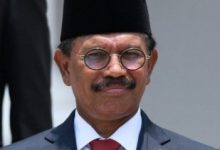 Photo of Nasib Johnny G Plate di Ujung Tanduk, Menkominfo Didesak Mundur secara Terhormat