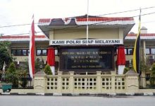 Photo of Istri Oknum Polisi Diduga Lakukan Penganiayaan Terhadap Warga