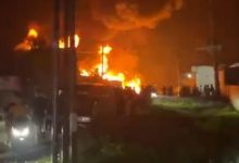 Photo of Gudang Diduga Tempat Menimbun Solar di Hamparan Perak Terbakar