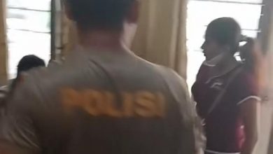 Photo of Sebut Penyidik Terima Uang, Viral Wanita di Medan Protes Kasusnya di SP3 Polisi