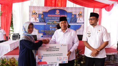 Photo of Bupati H Ashari Tambunan Hadiri Peringatan Maulid Nabi Muhammad SAW 1444 H di Pantai Labu