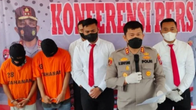 Photo of Awalnya Diduga Laka Lantas, Ternyata Mayat Dijalan Lintas Parapat Korban Pembunuhan