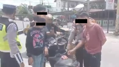 Photo of 3 Anak Dibawah Umur Gemetaran Terjaring Operasi Zebra, Saat Digeledah Polisi Temukan…