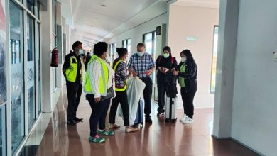 Photo of Tim Dokter dari Singapura Tiba di Jayapura, Cek Kesehatan Lukas Enembe