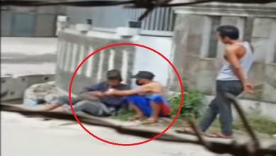 Photo of Kantong Dirogoh, Kakek Pedagang Asongan Dipalak 2 Preman di Medan