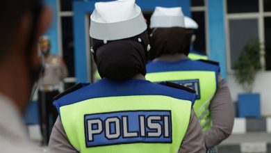 Photo of Sudah Lulus Seleksi Polwan, Nama Sulastri Irwan Anak Petani Diganti Keponakan Perwira