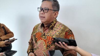 Photo of Bahas Pernyataan Desmond soal Soekarno, PDI-P Akan Bicara dengan Prabowo