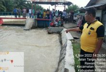 Photo of Santri Hanyut di Sungai, Basarnas Bersama Polsek Kisaran Kota Terus Lakukan Pencarian