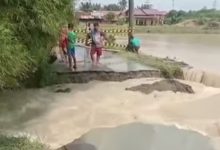 Photo of Jalan Penghubung di Tanjung Morawa Putus Diterjang Banjir
