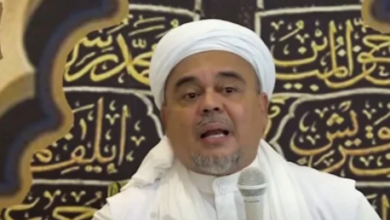 Photo of Kembali Isi Ceramah, Habib Rizieq: Ada Orang Jabatannya Tinggi, Tapi Kerjaannya Ngebohong Melulu, Kasih Dia Gelar ‘Si Raja Bohong’!