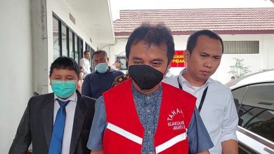 Photo of Roy Suryo Divonis 9 Bulan Penjara, JPU Ajukan Banding