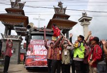 Photo of Rayakan Natal Mamre se-Indonesia, 27 Klasis Ikuti Karnaval Mobil Hias, Peserta Pawai Bagikan Hadiah Natal Kepada Masyarakat