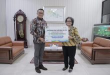 Photo of SHT Dibayarkan Ria Irene Sitepu Ucapkan Terima Kasih kepada Direktur PTPN2