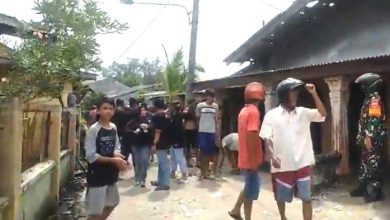 Photo of Warga di Belawan Kembali Terlibat Tawuran, Batu dan Pecahan Kaca Berserakan 