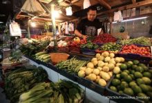 Photo of Ekonom Bank Mandiri: Inflasi 2023 Kembali ke Kisaran Sasaran BI