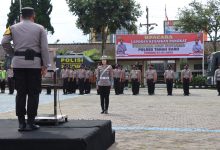 Photo of Kado Tahun Baru 2023, Sebanyak 38 Personil Polres Tanah Karo Naik Pangkat