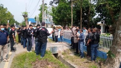Photo of Formapera Demo KPU Deli Serdang Desak Hasil Seleksi PPK Dibatalkan