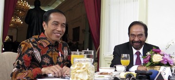 Photo of Jokowi Buka Suara Usai Panggil Surya Paloh ke Istana