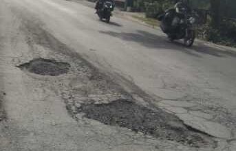 Photo of HMI Desak Plt Bupati Fokus Perbaiki Jalan Rusak di Langkat