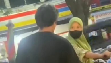 Photo of Palak Ibu Penjual Mie Pecal, Preman Kampung di Medan Ditangkap Polisi