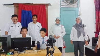 Photo of Disdukcapil Deli Serdang Rekam Data KTP di SMAN I Lubuk Pakam