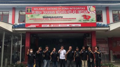 Photo of Peringati HPN, Forwaka Sumut Kunjungi Rutan Tanjunggusta Medan