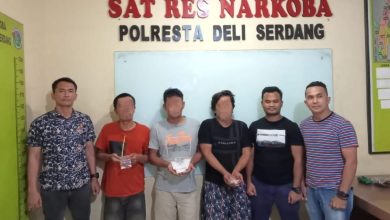 Photo of Pulang Ambil Sabu, Warga Deli Tua Diciduk Polisi