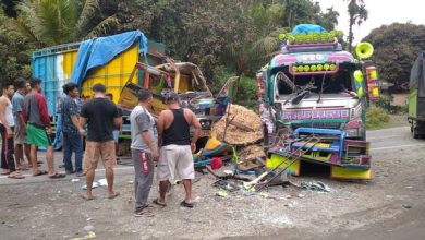 Photo of Pengemudi Truk Luka Parah, Sopir dan Kernet Bus Murni Kabur Usai Tabrakan di Sibolangit