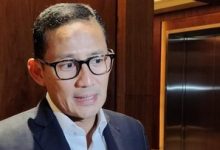 Photo of Usai Salat Istikharah, Sandiaga Relakan Utang Anies Rp50 Miliar
