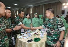 Photo of Pangdam Iskandar Muda bersama Ketua Persit Hadiri Apel Komandan Satuan TNI AD di Magelang