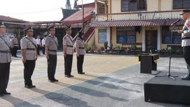 Photo of Sertijab Wakapolres dan Kapolsek di Pematangsiantar, Kapolres Pimpin Upacara