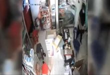 Photo of Terekam CCTV, Seorang Wanita Curi HP Pegawai Toko Fotocopy di Tanjung Morawa