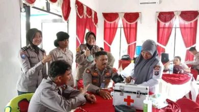 Photo of Menjaga Kesehatan Personel, Petugas Pos Pam Polres Tapteng Terima Pelayanan Kesehatan