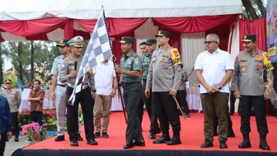 Photo of Kapolda Aceh bersama Forkopimda Lepas Kendaraan Balik Mudik Gratis