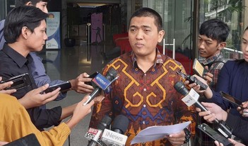 Photo of Akses Endar Diputus, Eks Penyidik KPK Nilai Firli Cs Tak Hormati Dewas