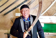 Photo of Ade Armando Ngaku Prihatin dengan Nasib Petugas Avsec Usai Cium Tangan Habib Bahar, Eggi Sudjana Langsung ‘Teriak’: Logika Anda Bertentangan