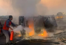 Photo of Mobil Pikap Terbalik dan Terbakar di Tol Medan- Binjai, Sopir Tewas