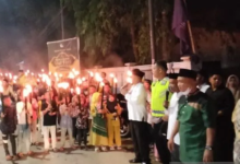 Photo of Meriahkan Malam Takbiran, Warga Deliserdang Pawai Obor Sambut Idul Fitri