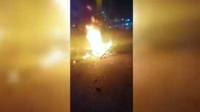 Photo of Kendaraan Anggota Geng Motor Dibakar Usai Buat Onar di Pemukiman Warga