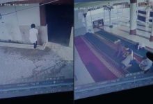 Photo of Viral Detik-detik Dosen IAIN Langsa Meninggal saat Shalat Ashar Usai Ikuti Ujian PPPK di Banda Aceh