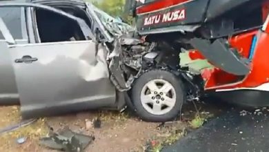 Photo of Bus Bawa Pemudik Tabrak Mobil di Jalinsum Tapsel, Sempat Terjadi Kemacetan