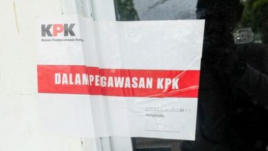 Photo of OTT Bupati Meranti, KPK Amankan Barang Bukti Uang