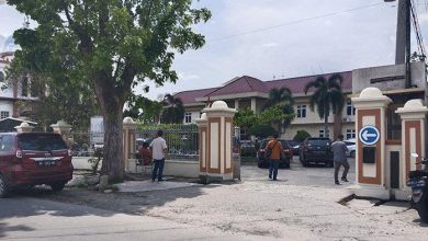 Photo of Kecewa Pelayanan PN Lubuk Pakam, Ketua Partai Buruh Sumut Marah-marah saat Mau Lengkapi Berkas Bacaleg