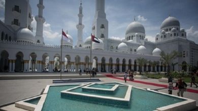 Photo of Gibran soal Gaji Karyawan Masjid Sheikh Zayed Tersendat: Tanya Kemenag