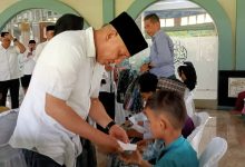 Photo of Syukuran Bonus 4 Bulan Gaji, PTPN2 Santuni 75 Anak Yatim